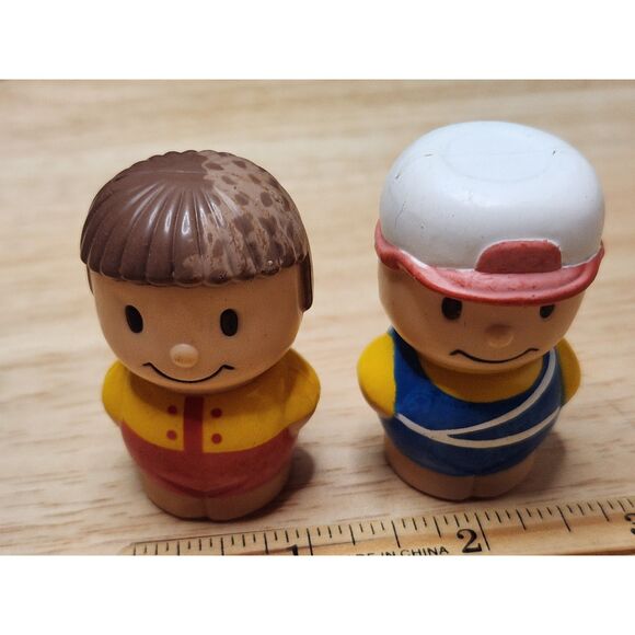 Vintage Little Figurines Little Boy & Girl - Picture 2 of 5